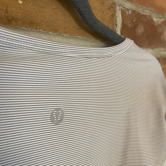 LULULEMON cozy crop top Wee Stripe White Ambient Grey / White long sleeve - Picture 7 of 9